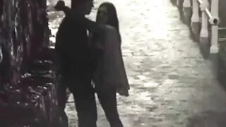 Слугинята угажда пор ...