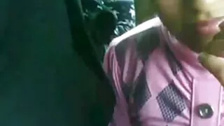 Зряла жена с космата ...
